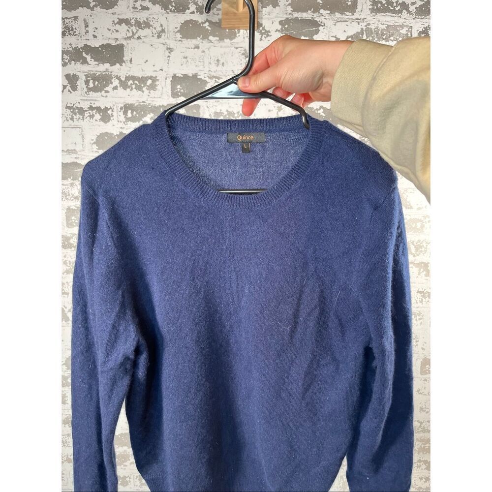 Quince | women cashmere navy blue crewneck sweater